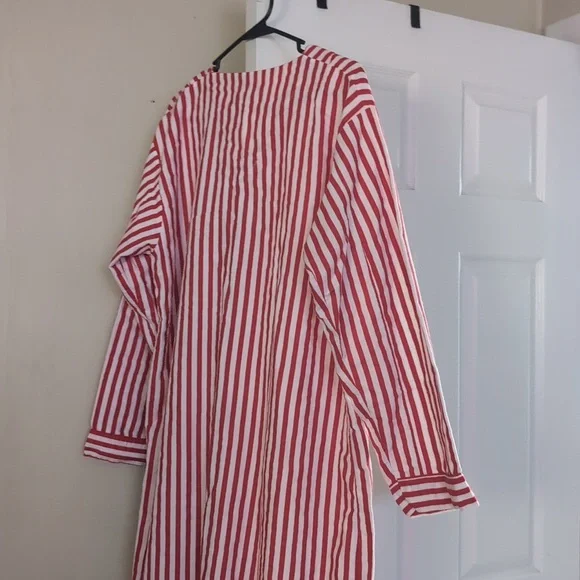 Oscar de la Renta Red and White Striped Pajama Top - Picture 6 of 6
